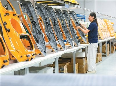 前8月规上工业企业利润增长15．7％